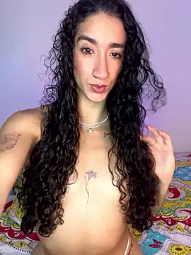 Snapshot of LunaDupont chatting on 13, 1, 2026 LunaDupont online show from 13, 1, 2026