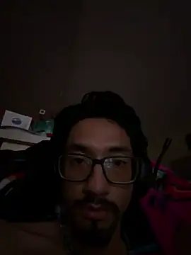Snapshot of workingdude20 chatting on 22, 6, 2026 workingdude20 online show from 22, 6, 2026
