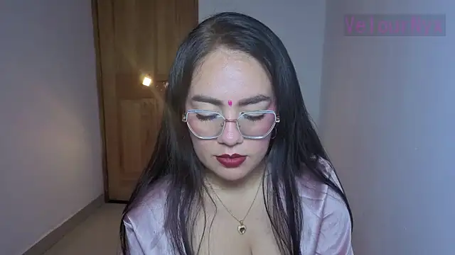 Snapshot of VelourNyx chatting on 11, 4, 2026 VelourNyx online show from 11, 4, 2026