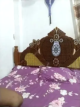 Snapshot of sumi_couele18 chatting on 12, 4, 2026 sumi couele18 online show from 12, 4, 2026