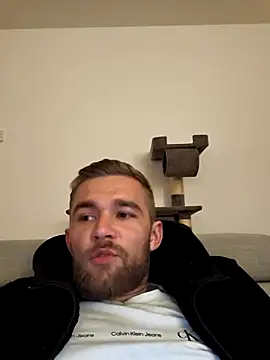 Benjamiinlt online show from 7, 4, 2026