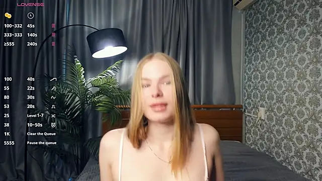 Snapshot of Icehoneybyte chatting on 22, 5, 2026 Icehoneybyte online show from 22, 5, 2026