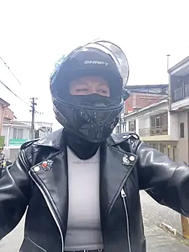 Scarlet auraa online show from 11, 3, 2026