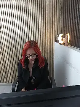 Snapshot of MarianaMonsalve_ chatting on 6, 2, 2026 MarianaMonsalve online show from 6, 2, 2026