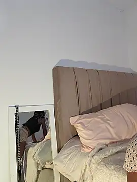 DAMMLEYLA online show from 31, 1, 2026