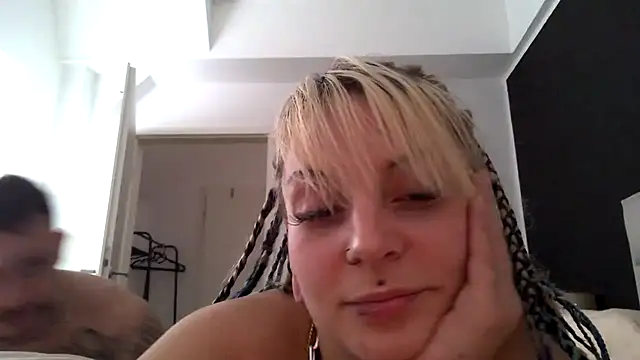 Snapshot of RealB25 chatting on 9, 1, 2026 RealB25 online show from 9, 1, 2026