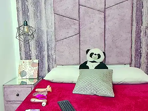 AlahiaEvansz online show from 10, 2, 2026