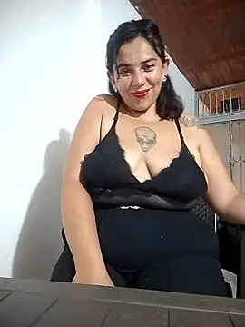 Snapshot of happycarlha chatting on 9, 1, 2026 happycarlha online show from 9, 1, 2026