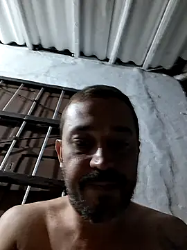 Johnnyhotlatmale online show from 7, 1, 2026