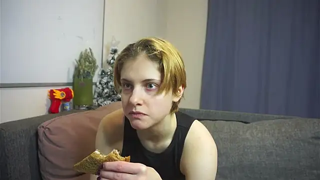 Snapshot of JoycelynMoctezuma chatting on 7, 1, 2026 JoycelynMoctezuma online show from 7, 1, 2026