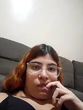 ruivinha09k online show from 30, 6, 2026