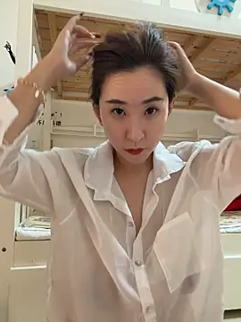 Jingjingxiang-520 online show from 15, 2, 2026