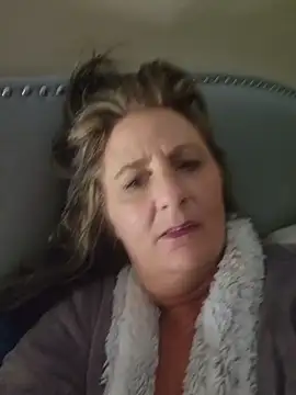 HotAzMilf online show from 2, 2, 2026