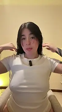 Snapshot of evelynrosess1 chatting on 10, 7, 2026 evelynrosess1 online show from 10, 7, 2026