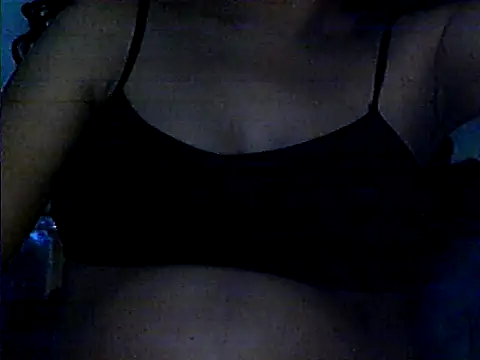 Snapshot of Kandysweety_2 chatting on 8, 3, 2026 Kandysweety 2 online show from 8, 3, 2026