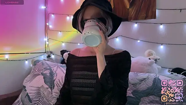 Snapshot of stillsweety chatting on 27, 3, 2026 stillsweety online show from 27, 3, 2026