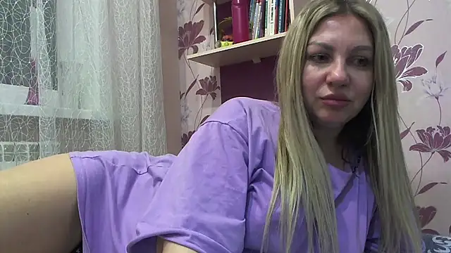 Snapshot of AmandaSexyLAX chatting on 4, 2, 2026 AmandaSexyLAX online show from 4, 2, 2026