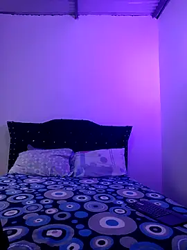 zaraluxx1 online show from 1, 2, 2026