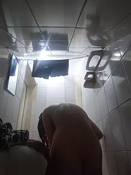 cintia love online show from 8, 4, 2026