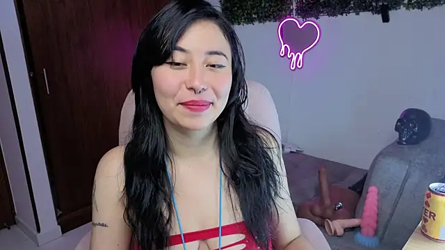 LolaOpalX online show from 10, 4, 2026