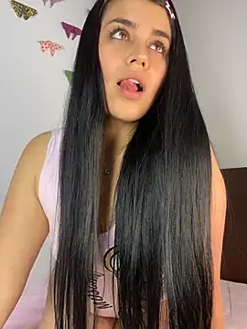 sophyy white online show from 12, 7, 2026