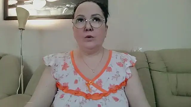 infinity loveliness online show from 11, 4, 2026