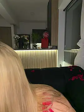 Snapshot of karymoron chatting on 15, 2, 2026 karymoron online show from 15, 2, 2026