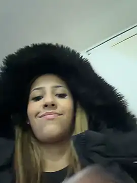 vicky bass  online show from 29, 3, 2026