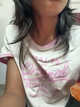 Snapshot of hina_001 chatting on 28, 2, 2026 hina 001 online show from 28, 2, 2026