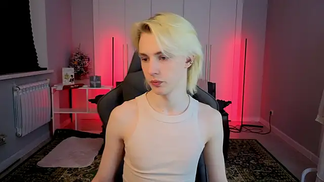 lucidangelok1 online show from 13, 3, 2026