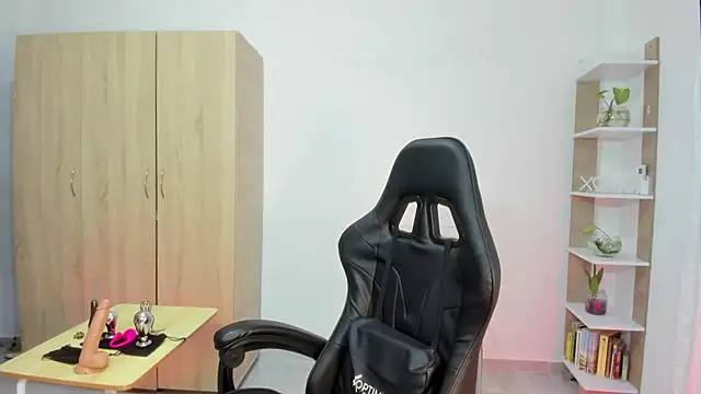 Snapshot of celestes777 chatting on 6, 1, 2026 celestes777 online show from 6, 1, 2026