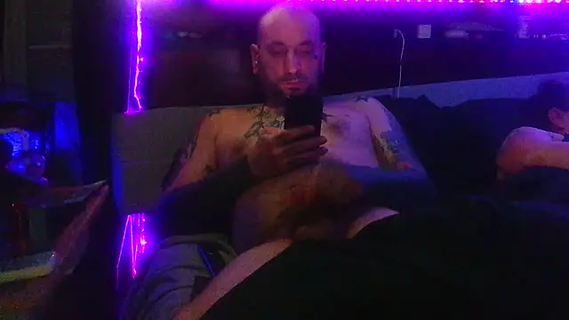 RealisedBooking online show from 28, 4, 2026