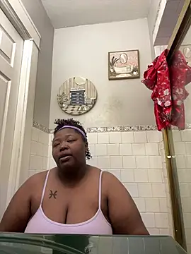 Chocolatebunnyxx96 online show from 4, 3, 2026