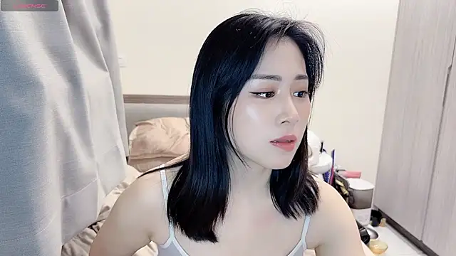 Snapshot of BabyOneDaily chatting on 5, 5, 2026 BabyOneDaily online show from 5, 5, 2026