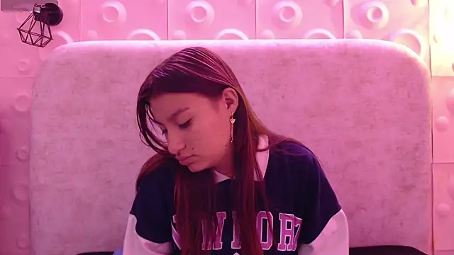 Snapshot of yuyis_15 chatting on 12, 1, 2026 yuyis 15 online show from 12, 1, 2026