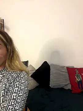 Snapshot of Felicity_Hops chatting on 15, 1, 2026 Felicity Hops online show from 15, 1, 2026