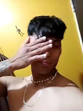 BrandonMendez6 online show from 19, 4, 2026