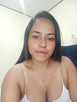 Snapshot of Maliha_21 chatting on 14, 7, 2026 Maliha 21 online show from 14, 7, 2026