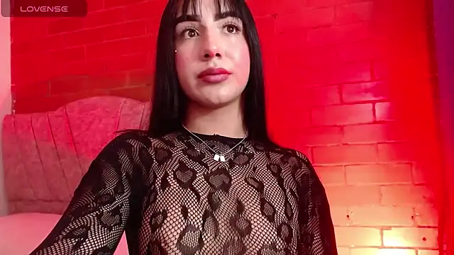 SweetLiamn online show from 4, 4, 2026