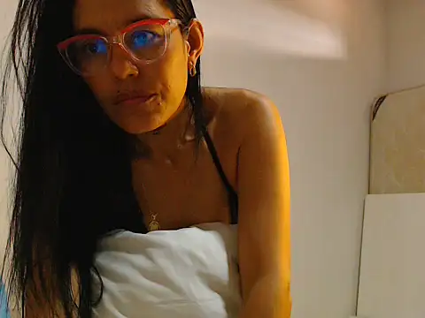 Snapshot of Elizabeth_manzon chatting on 14, 6, 2026 Elizabeth manzon online show from 14, 6, 2026