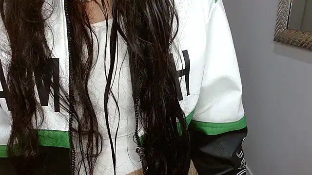 Nicolleth tk online show from 21, 3, 2026