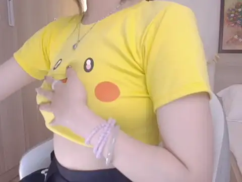 BunnyT Bae   online show from 29, 3, 2026