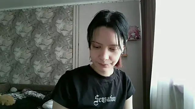 LxayBloom online show from 9, 2, 2026