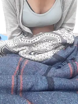 Royal Gril online show from 26, 2, 2026