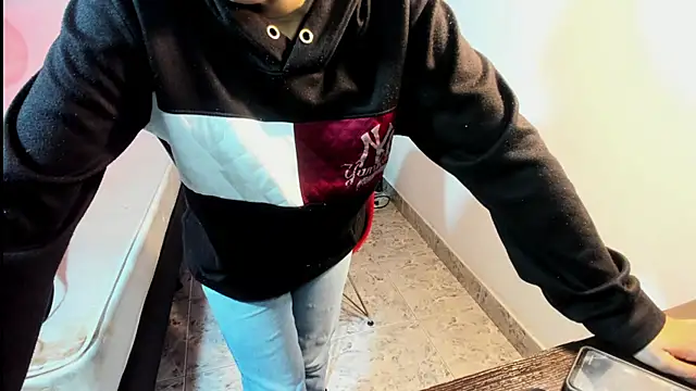 Snapshot of ZoeFox5 chatting on 20, 2, 2026 ZoeFox5 online show from 20, 2, 2026