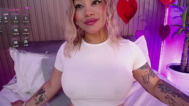 Snapshot of IndieMiller chatting on 17, 2, 2026 IndieMiller online show from 17, 2, 2026