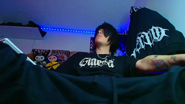 Snapshot of Anhony_Muscle chatting on 24, 6, 2026 Anhony Muscle online show from 24, 6, 2026
