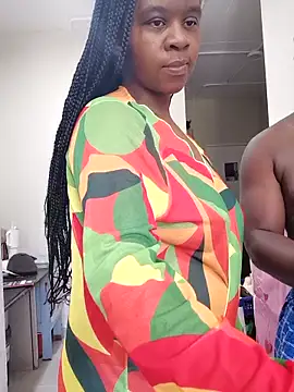 Snapshot of princess-boobz chatting on 25, 2, 2026 princess-boobz online show from 25, 2, 2026