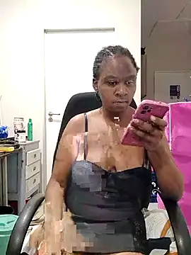 Snapshot of princess-boobz chatting on 10, 5, 2026 princess-boobz online show from 10, 5, 2026
