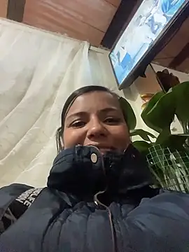 cinthia2011 online show from 13, 1, 2026